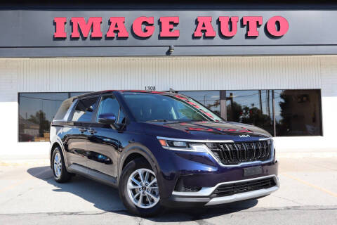 2024 Kia Carnival LX