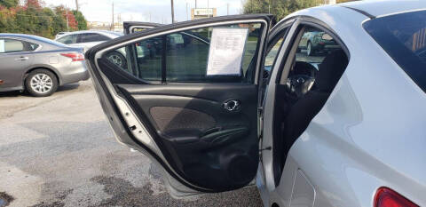 2015 Nissan Versa 1.6 SV