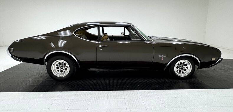 1969 Oldsmobile Cutlass