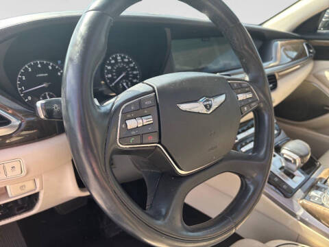 2019 Genesis G90