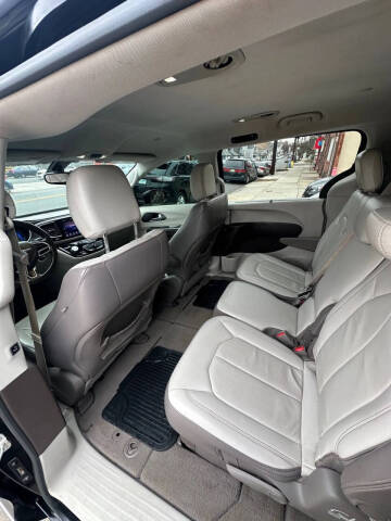 2017 Chrysler Pacifica