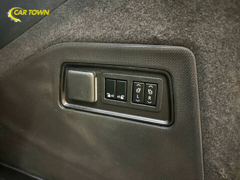 2022 Cadillac Escalade ESV Premium Luxury Platinum