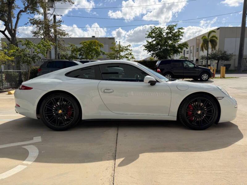 2015 Porsche 911 Carrera 4S
