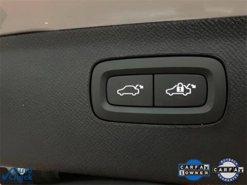 2024 Volvo XC90 B5 Core Bright Theme