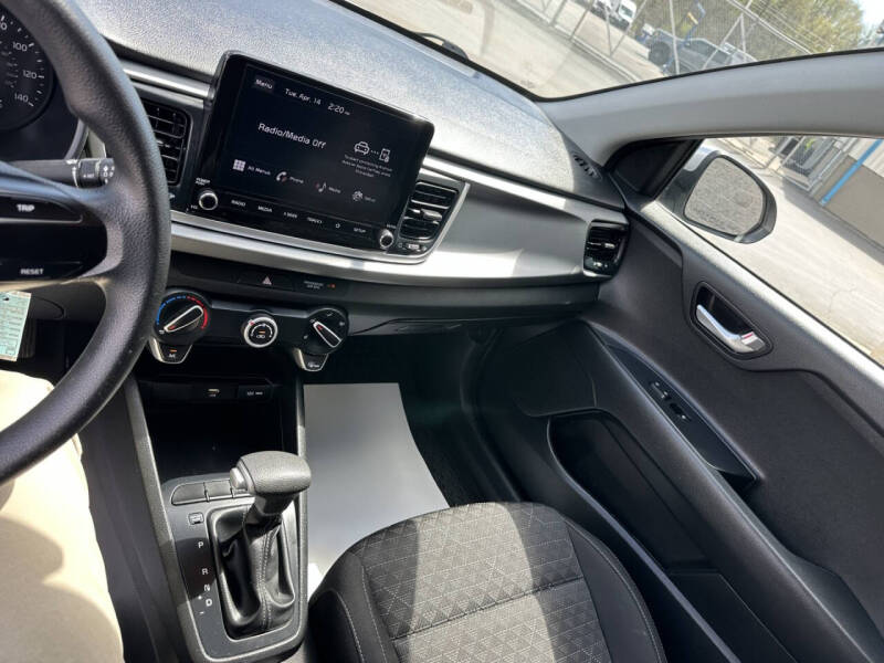 2023 Kia Rio LX