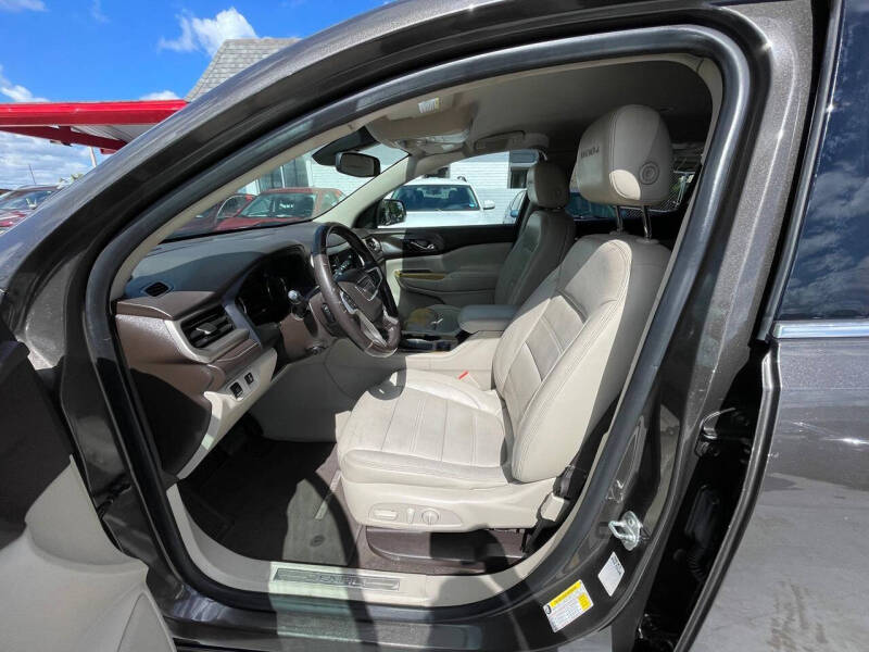 2019 GMC Acadia Denali