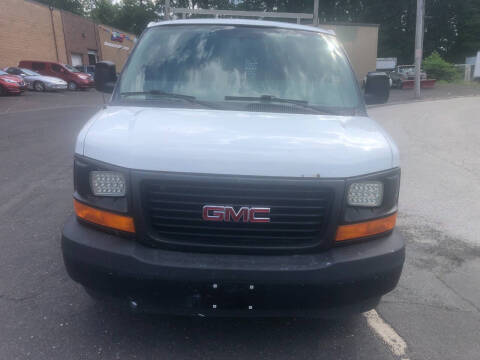 2017 GMC Savana 2500