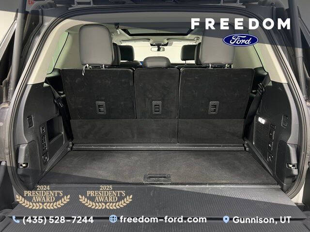 2025 Ford Expedition Active