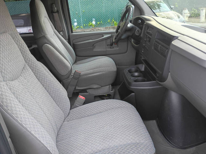 2003 Chevrolet Express 2500