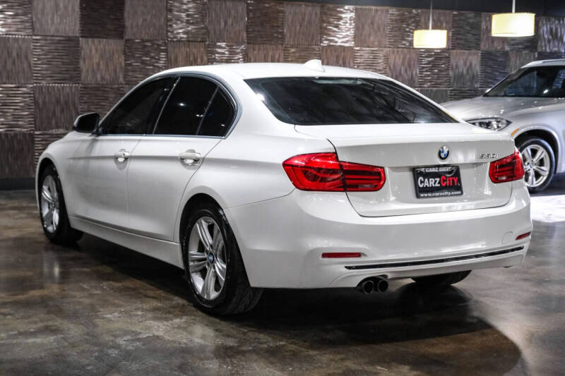 2018 BMW 3 Series 330i