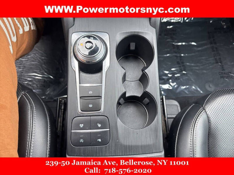 2021 Ford Escape Titanium