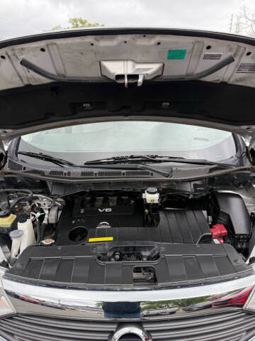 2017 Nissan Quest SV