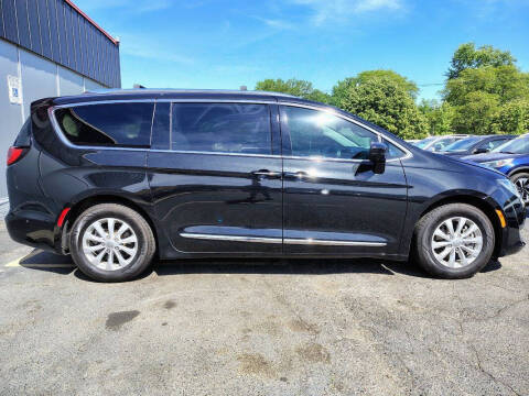 2018 Chrysler Pacifica Touring L