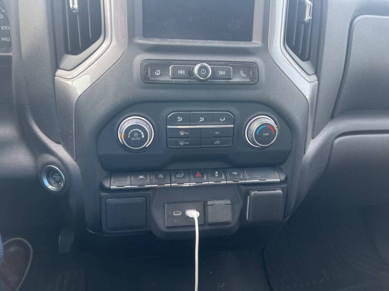 2022 Chevrolet Silverado 1500 Custom