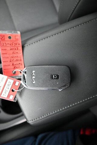 2023 Kia Niro EV Wind