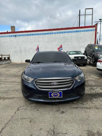 2016 Ford Taurus SE