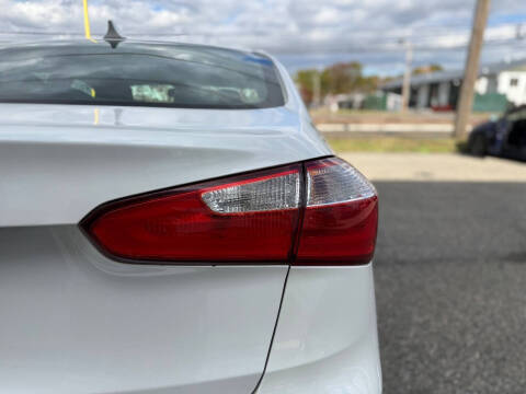 2015 Kia Forte LX