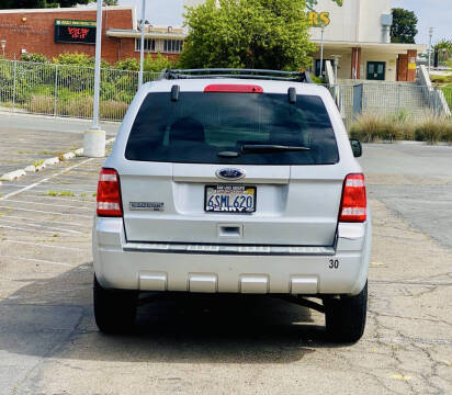 2011 Ford Escape XLT