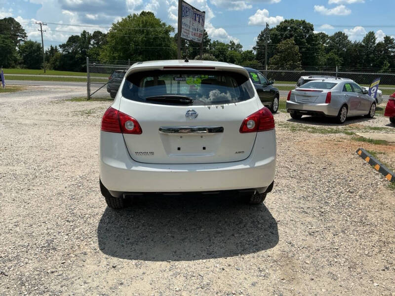 2011 Nissan Rogue S
