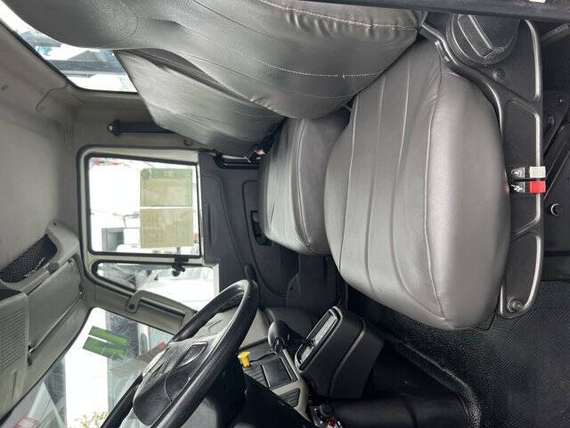 2017 International DuraStar 4300