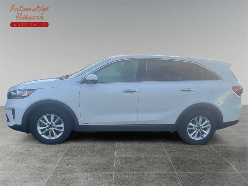 2019 Kia Sorento LX photo 2