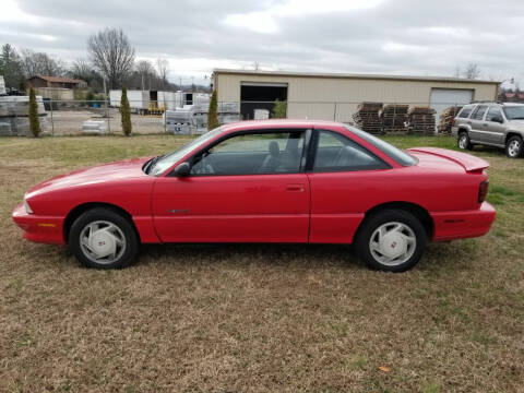 1996 Oldsmobile Achieva for sale at CAR-MART AUTO SALES in Maryville TN