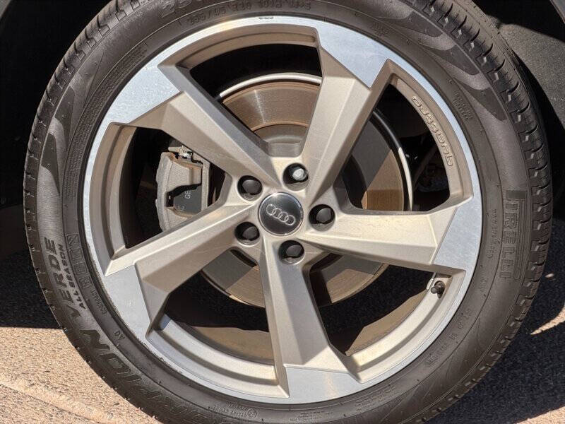 2020 Audi Q5 quattro Titanium Prem Pl 45 TFSI