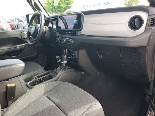 2024 Jeep Gladiator Sport