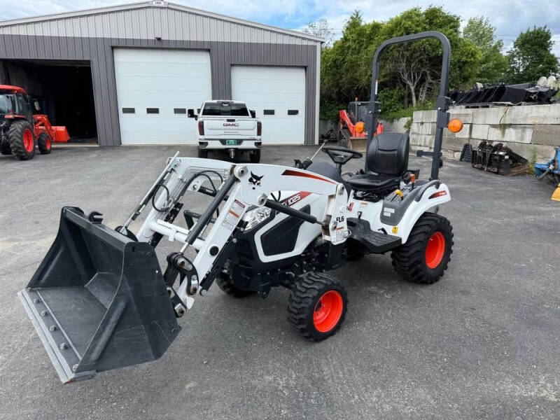 2024 Bobcat CT 1025 Tractor w/ loader