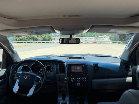 2016 Toyota Sequoia Platinum