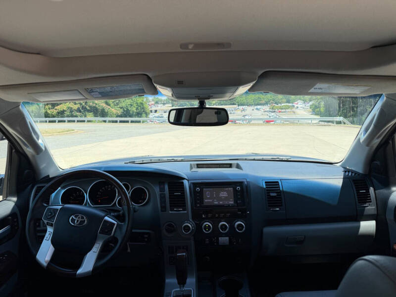 2016 Toyota Sequoia Platinum
