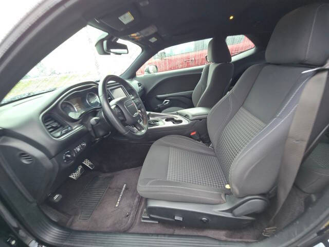 2017 Dodge Challenger SXT