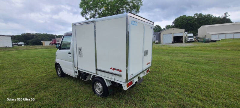 2000 Mitsubishi Minicab 4X4, AC,