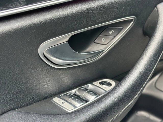 2017 Mercedes-Benz E-Class E 300 4MATIC