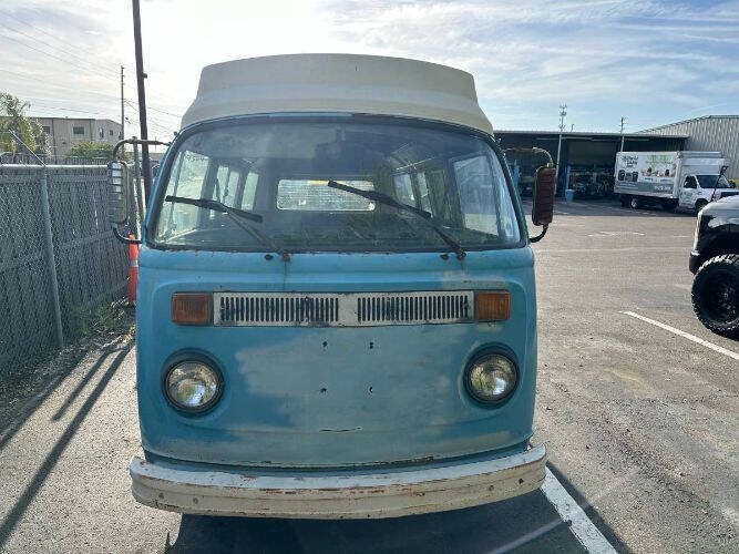 1977 Volkswagen Bus
