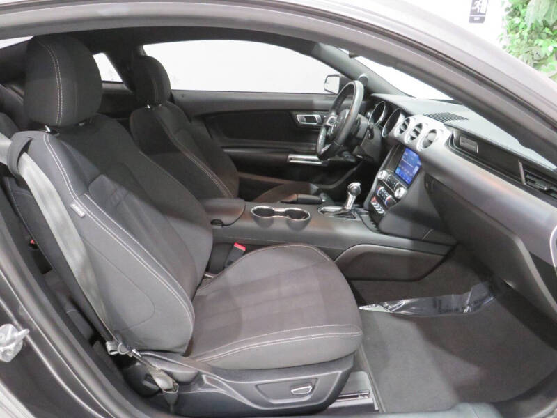 2019 Ford Mustang EcoBoost