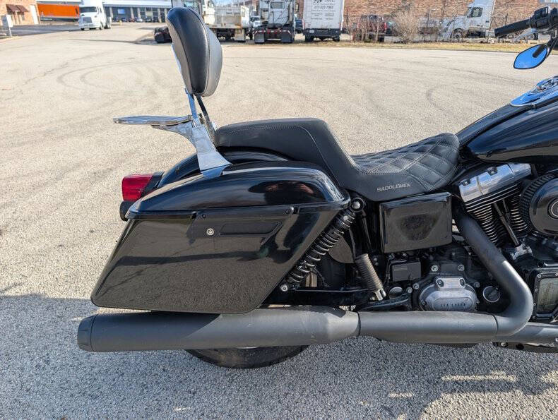 2016 Harley-Davidson FLD Switchback