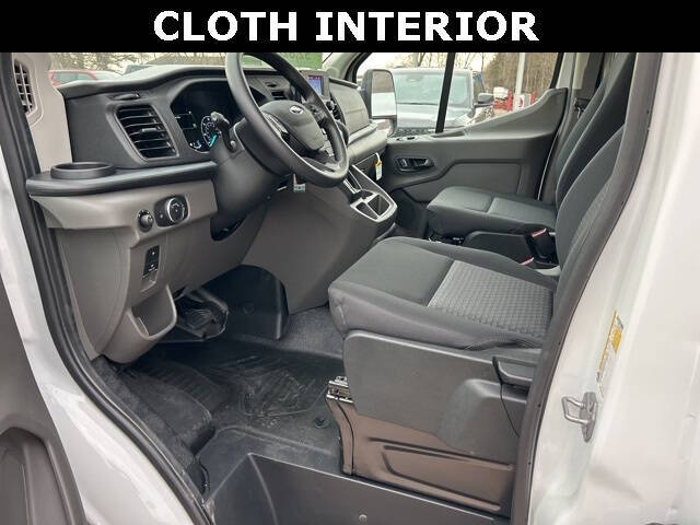 2025 Ford Transit 250