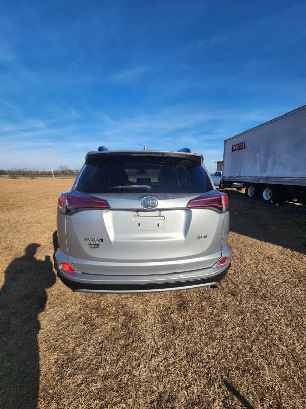 2017 Toyota RAV4 XLE