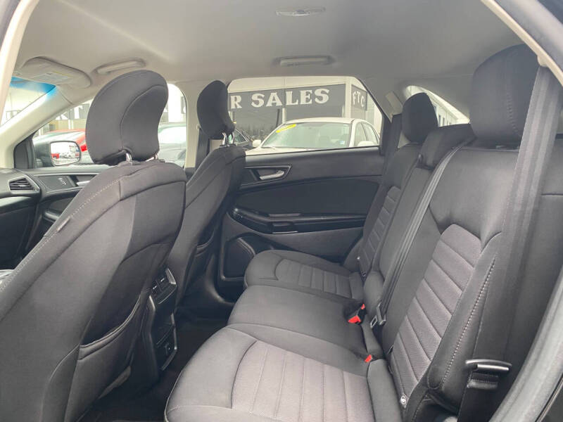 2015 Ford Edge SE
