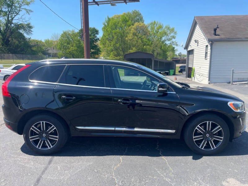 2017 Volvo XC60 T5 Dynamic