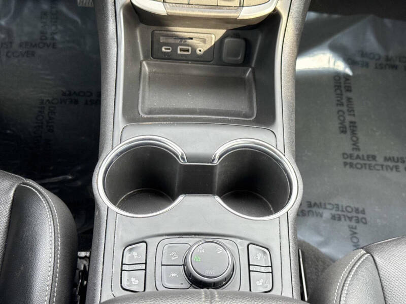 2023 GMC Terrain SLT