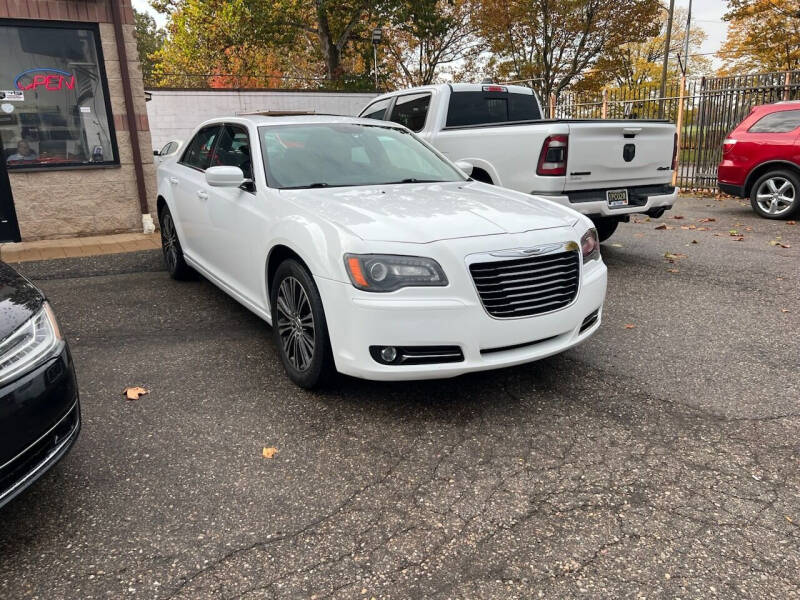 Used 2013 Chrysler 300 S with VIN 2C3CCAGG6DH733026 for sale in Detroit, MI