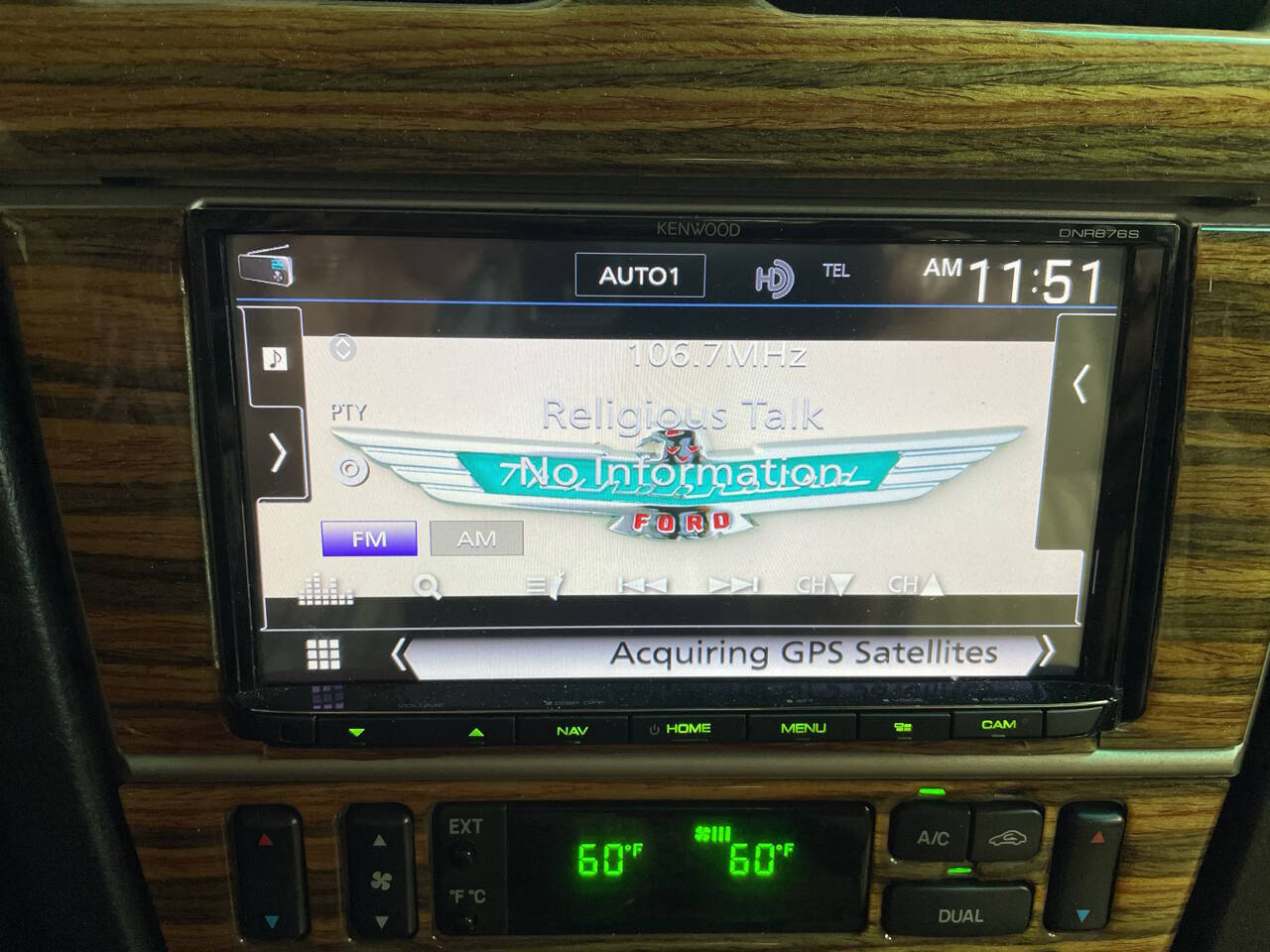 2004 Ford Thunderbird 17