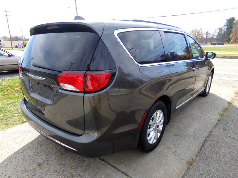 2018 Chrysler Pacifica Touring L