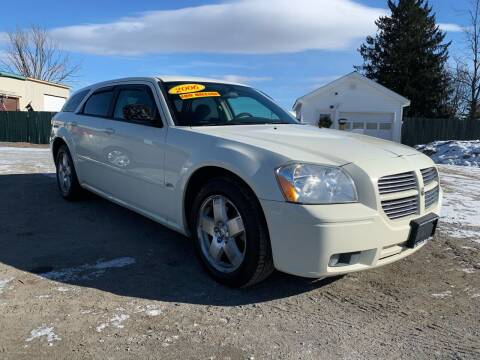 2006 Dodge Magnum for sale at E's Wheels Auto Sales in Hudson Falls NY