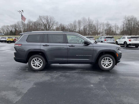 2022 Jeep Grand Cherokee L Laredo