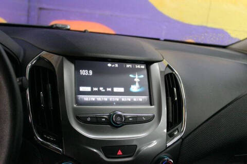 2017 Chevrolet Cruze LT Auto