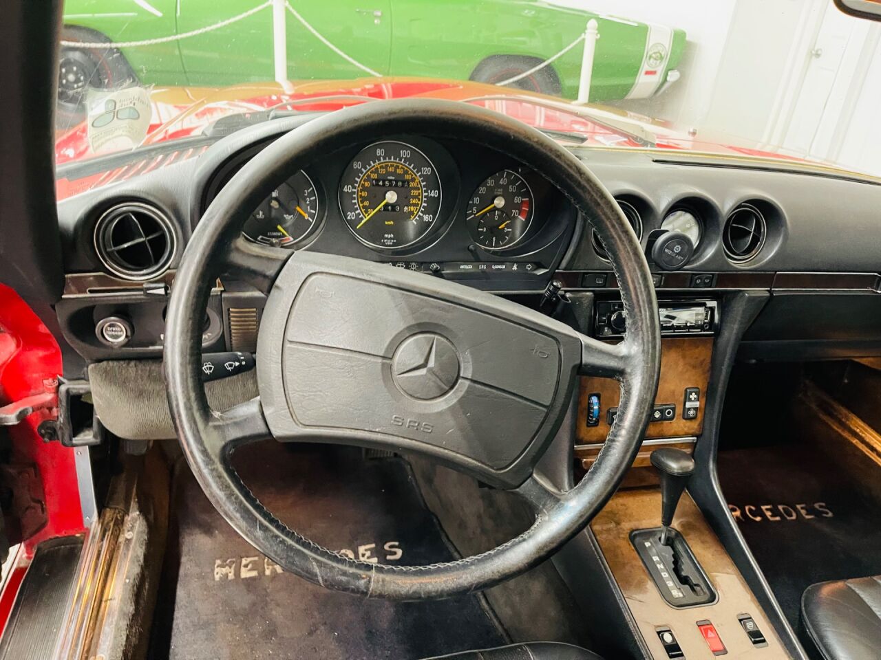 1987 Mercedes-Benz 560-Class 28