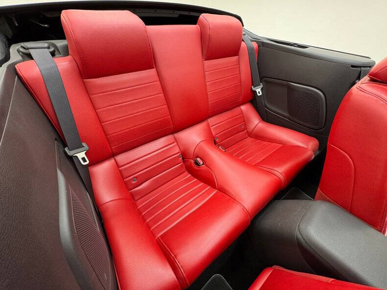 2005 Ford Mustang